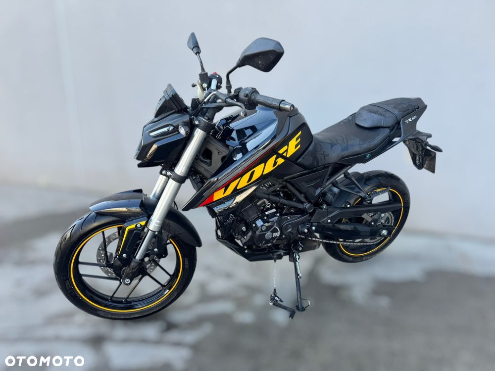 VOGE R125 - 6
