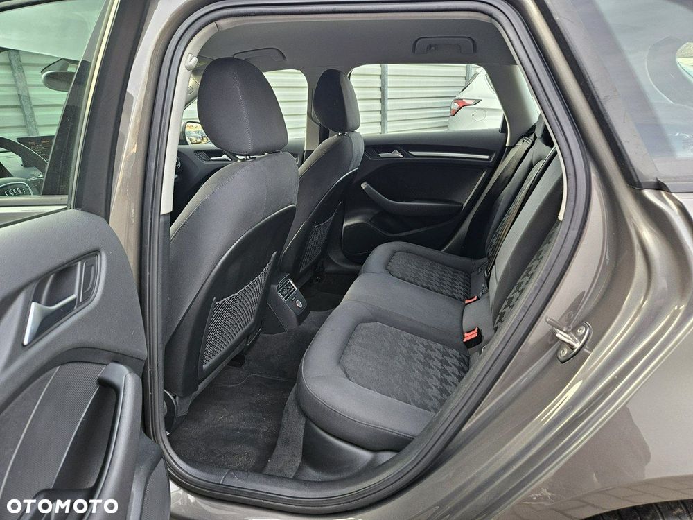 Audi A3 Sportback 1.4 TFSI Attraction - 23
