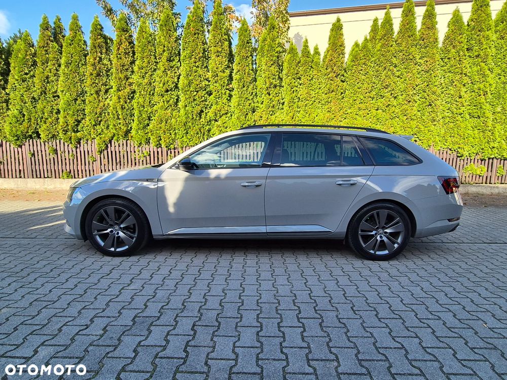 Skoda Superb 2.0 TDI 4x4 Sportline DSG - 10