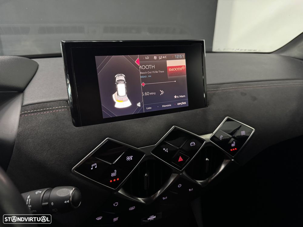 DS DS3 Crossback E-TENSE PERFORMANCE LINE - 12