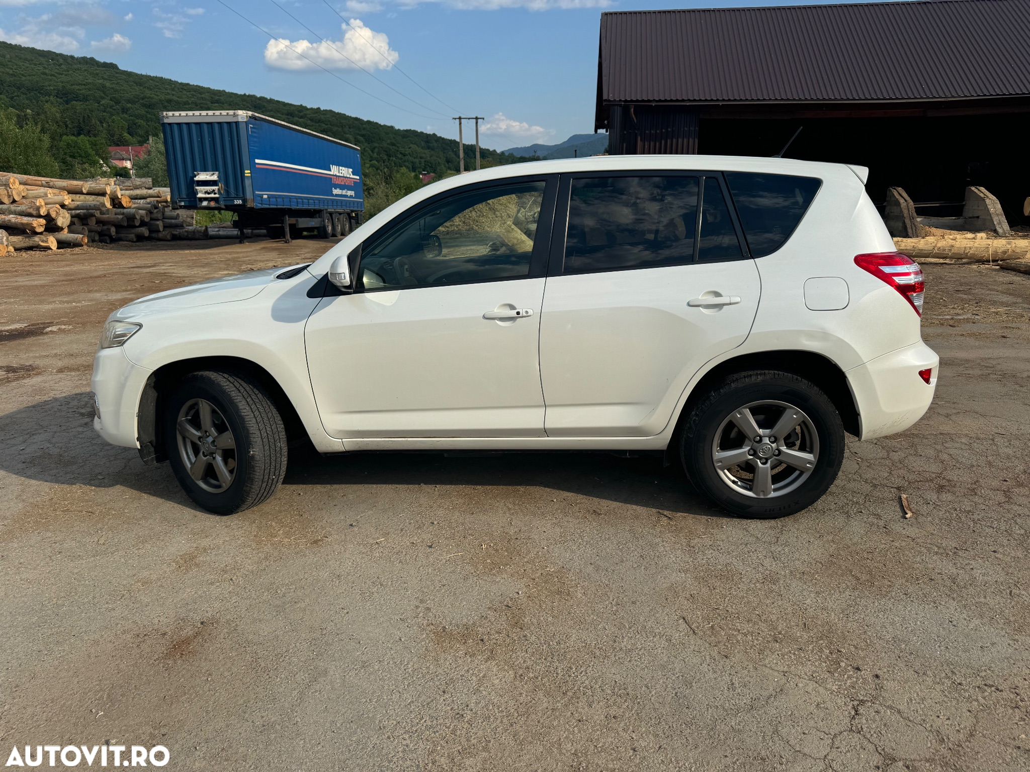 Toyota RAV4 2.2 D-4D 4WD Luxury - 13
