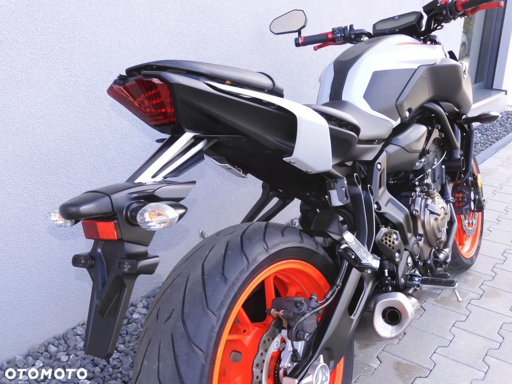 Yamaha MT - 15