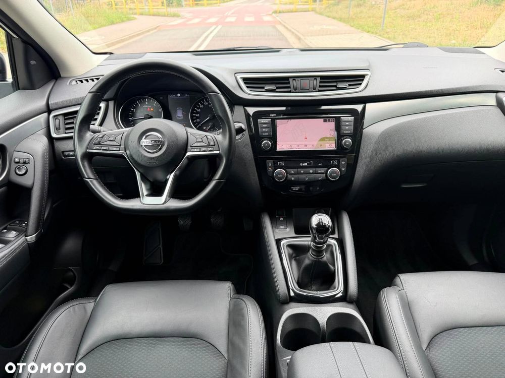 Nissan Qashqai 1.3 DIG-T Tekna - 18