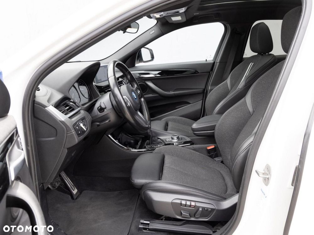 BMW X2 - 13