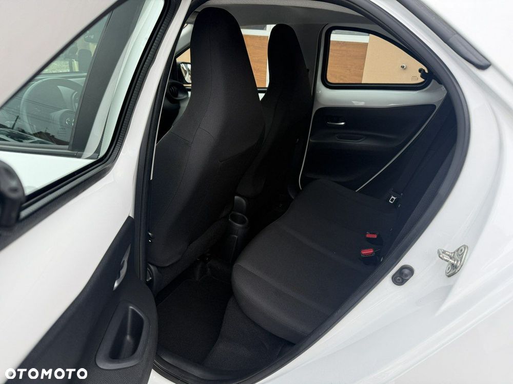 Toyota Aygo X 1.0 VVT-i X-play - 26