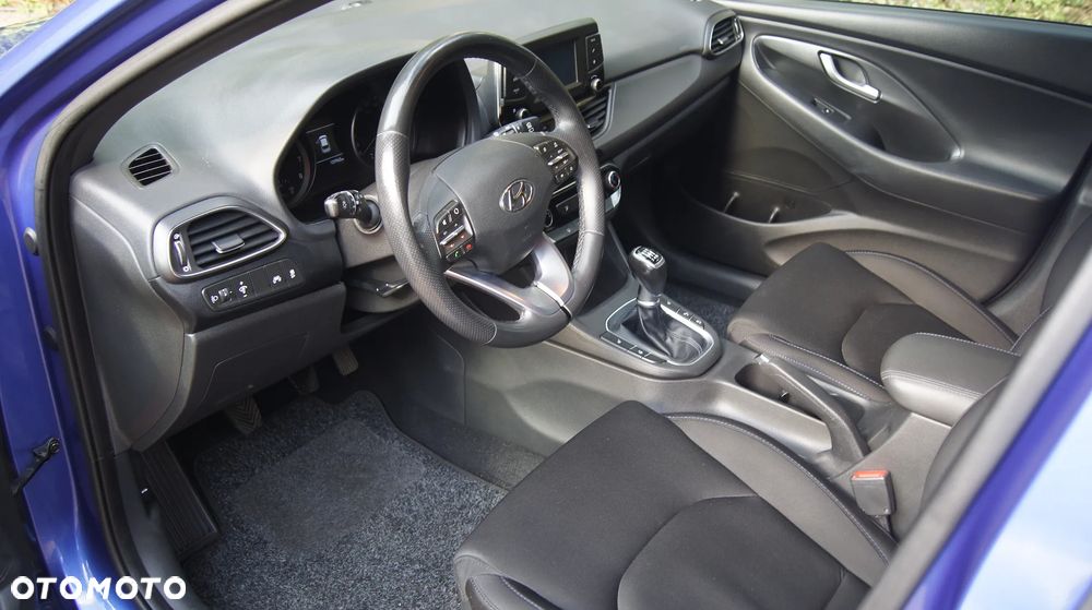 Hyundai i30 1.4 Passion - 11