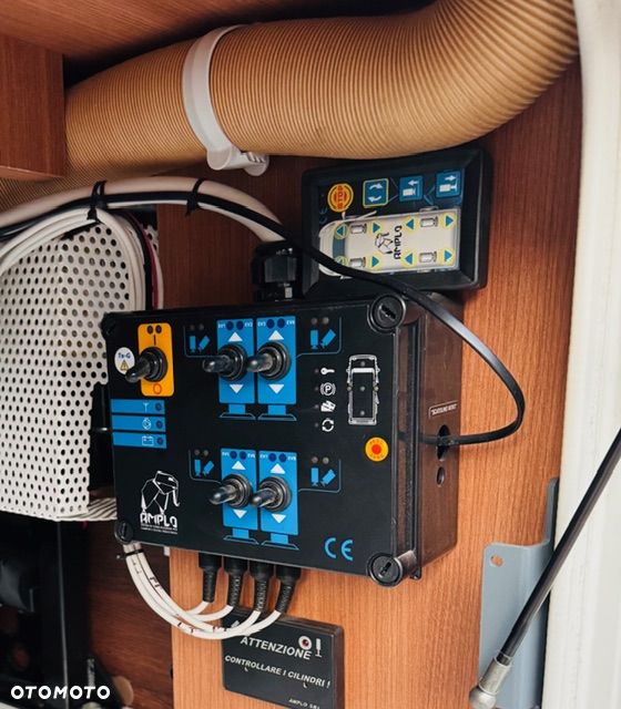 Carthago CHIC C-LINE 4.8 LE Linea Moderna - 17