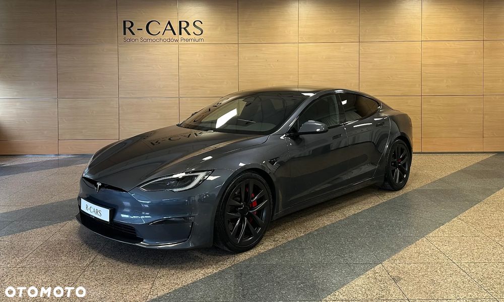Tesla Model S - 4
