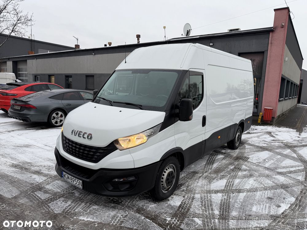 Iveco DAILY 35S16 L3H2 - 1