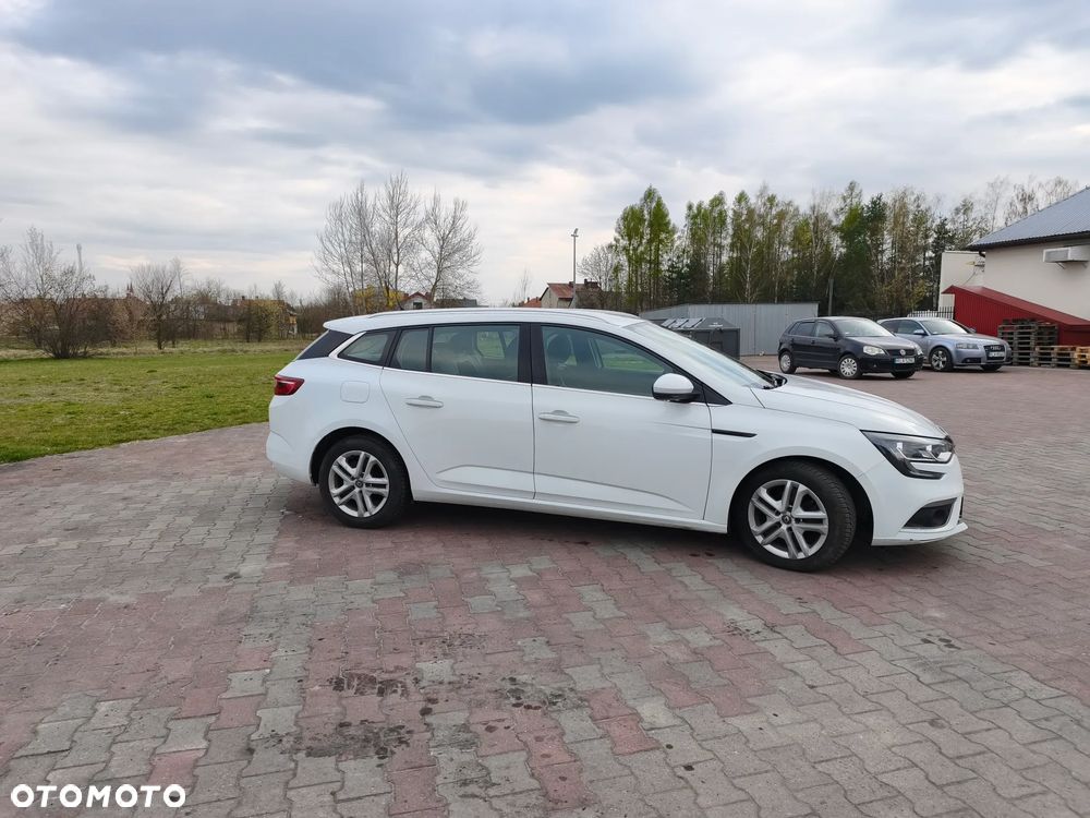 Renault Megane BLUE dCi 115 BUSINESS EDITION - 11