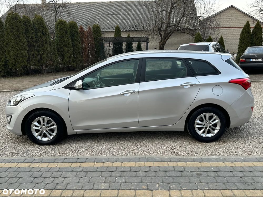 Hyundai i30 i30cw 1.6 CRDi Trend - 11
