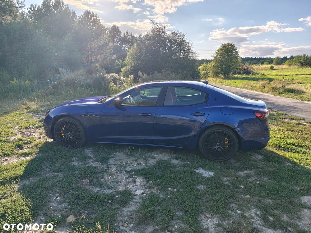 Maserati Ghibli Modena S Q4 - 9