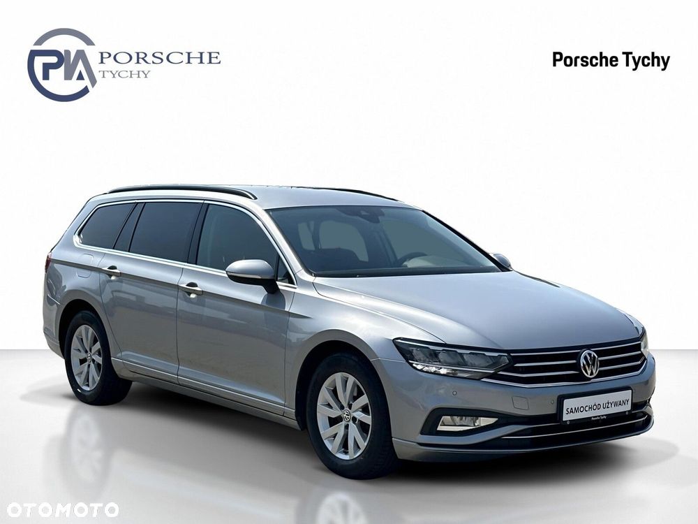 Volkswagen Passat - 33