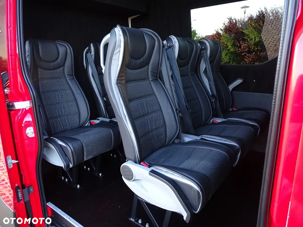Iveco Daily 35S18 3.0 180 L4H3 Brygadówka DOKA 9 Osób BRUTTO!! UNIKAT!! JEDYNY TAKI!! JAK NOWY!! - 24
