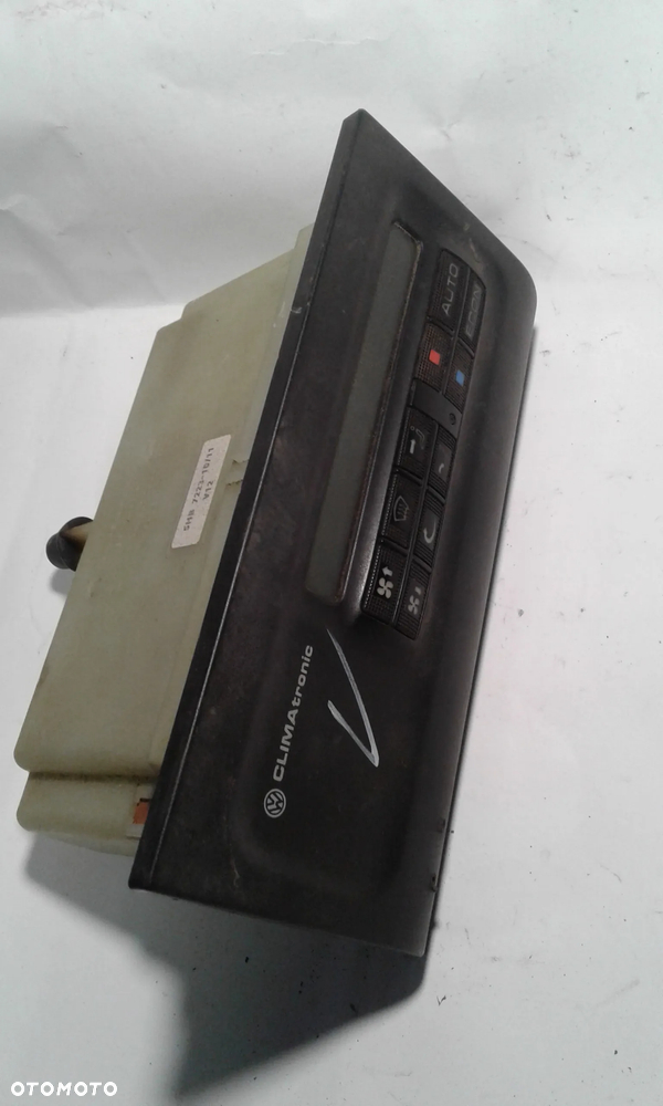 PANEL KLIMATYZACJI NAWIEWU CLIMATRONIC VOLKSWAGEN PASSAT B4