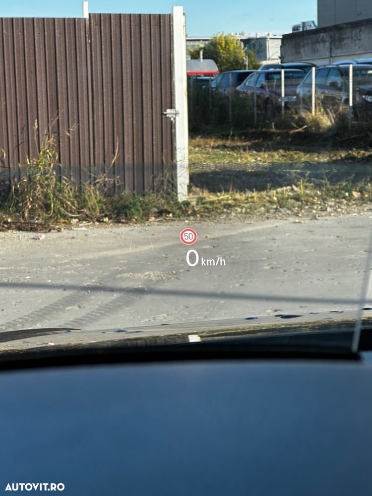 Volkswagen Tiguan - 16