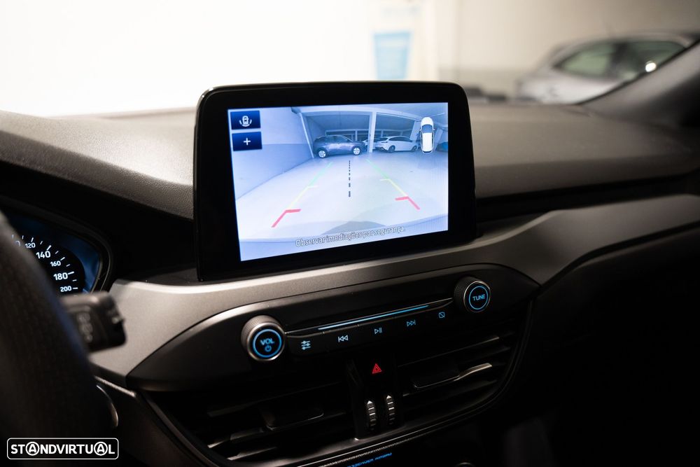 Ford Focus 1.0 EcoBoost MHEV ST-Line - 6