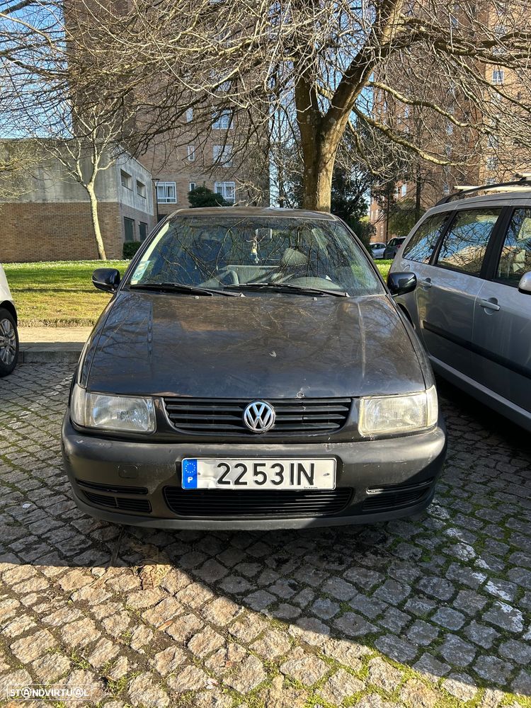 VW Polo 1.0 Fox - 1