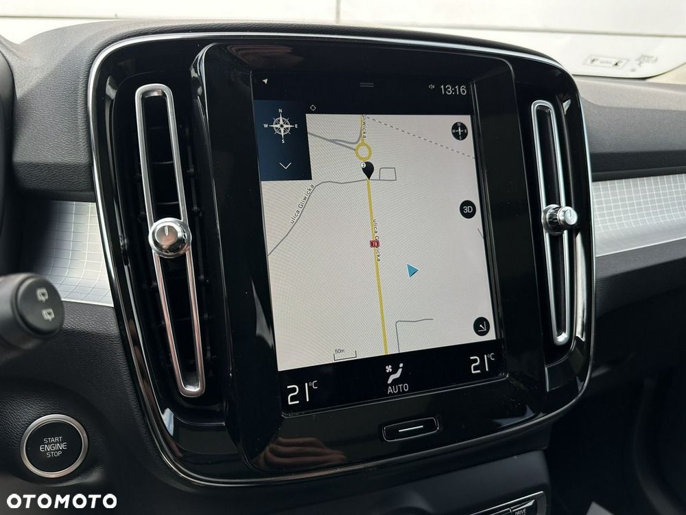 Volvo XC 40 - 28