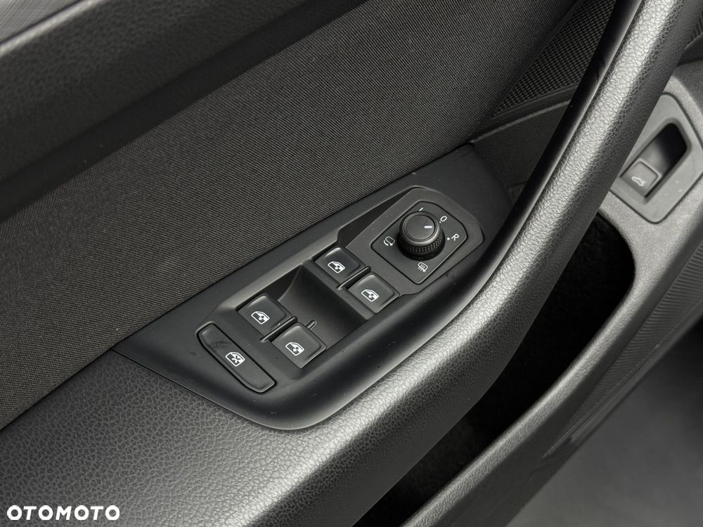 Volkswagen Passat Variant - 22