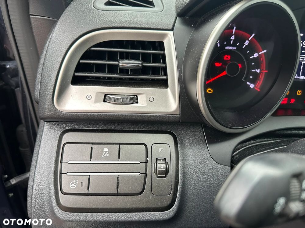 SsangYong/KGM Tivoli 1.6 Quartz - 9