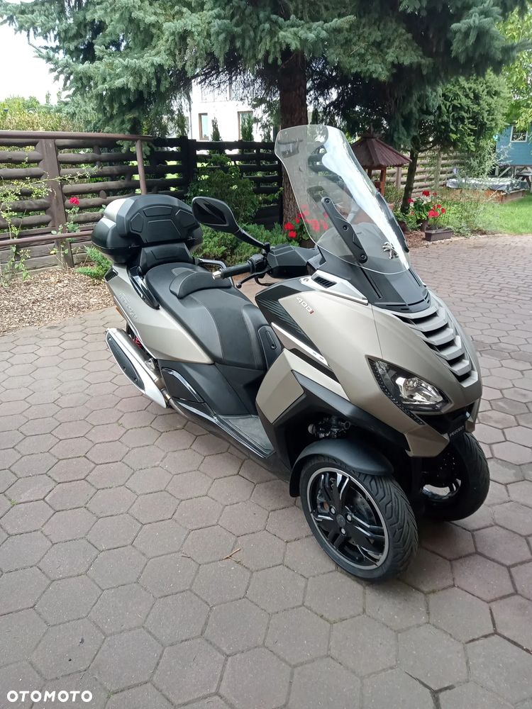 Peugeot Metropolis - 2