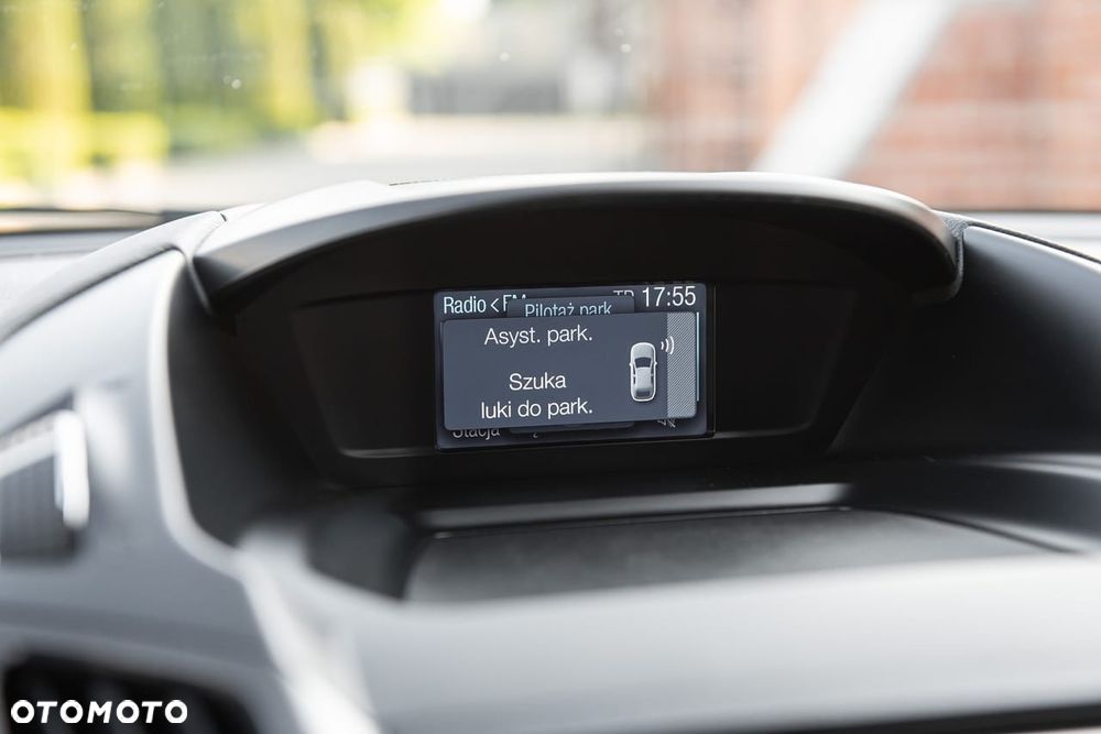 Ford Kuga 2.0 TDCi 4x4 Titanium - 25