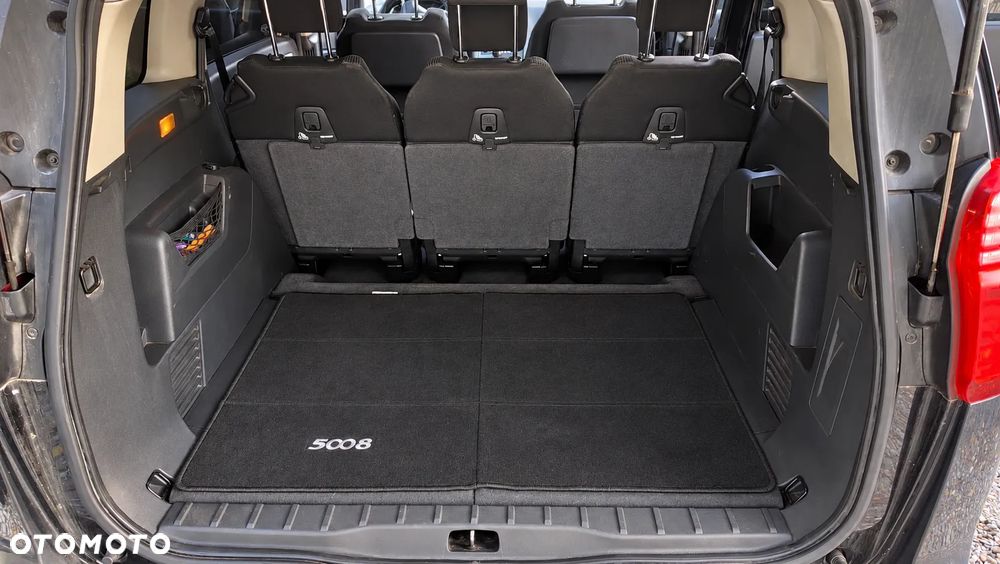 Peugeot 5008 2010 photo 5