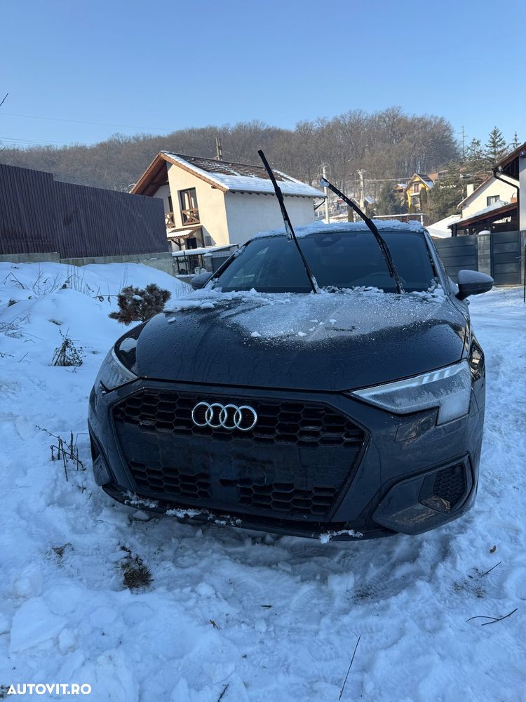 Audi A3 1.5 35 TFSI MHEV S tronic Basic - 3