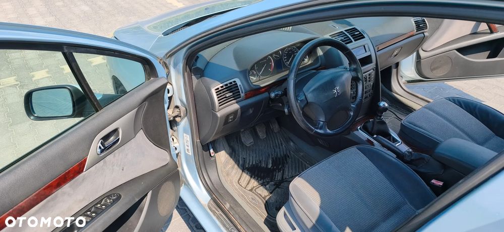 Peugeot 407 HDi 135 Premium - 15