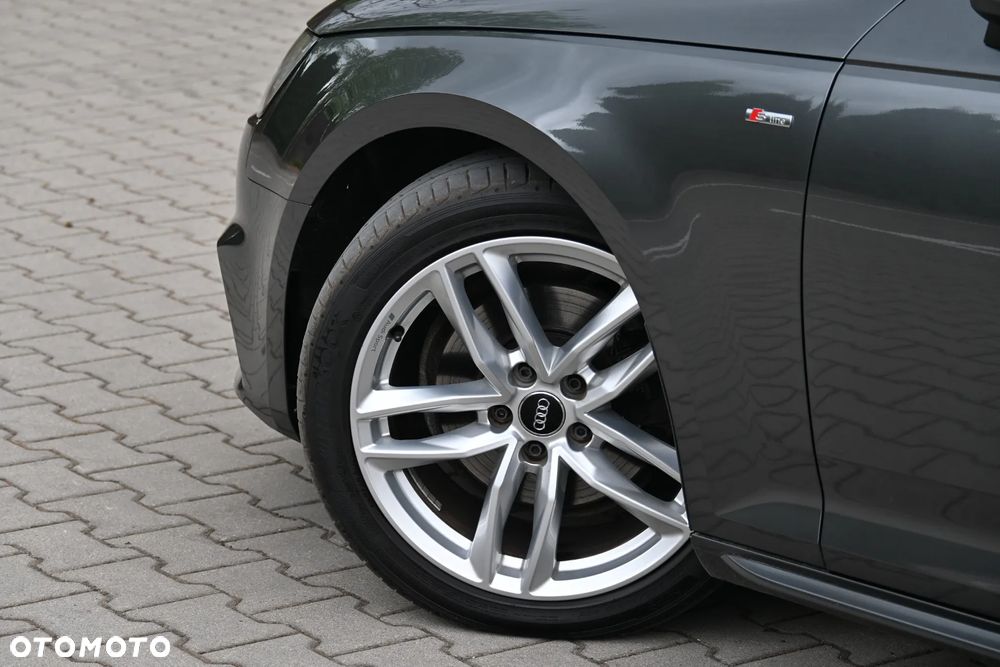 Audi A4 Avant 2.0 TDI DPF S line Sportpaket - 17