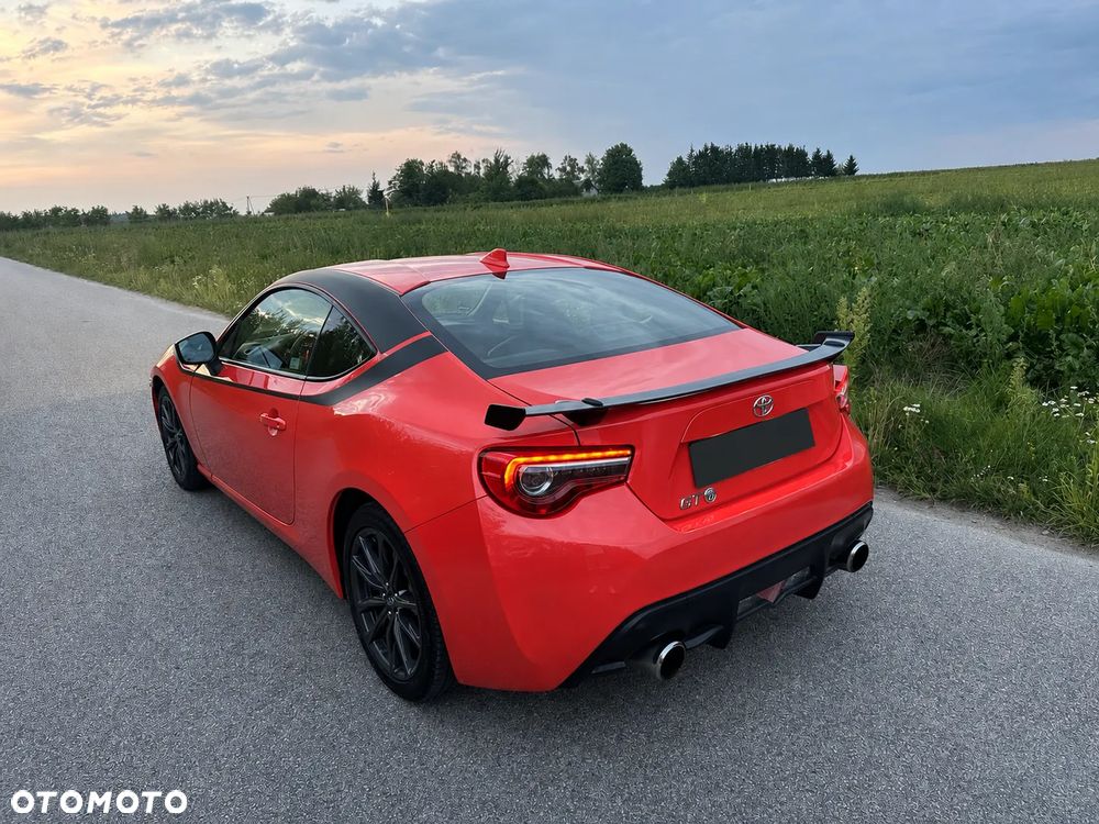 Toyota GT86 2.0 Prestige - 4