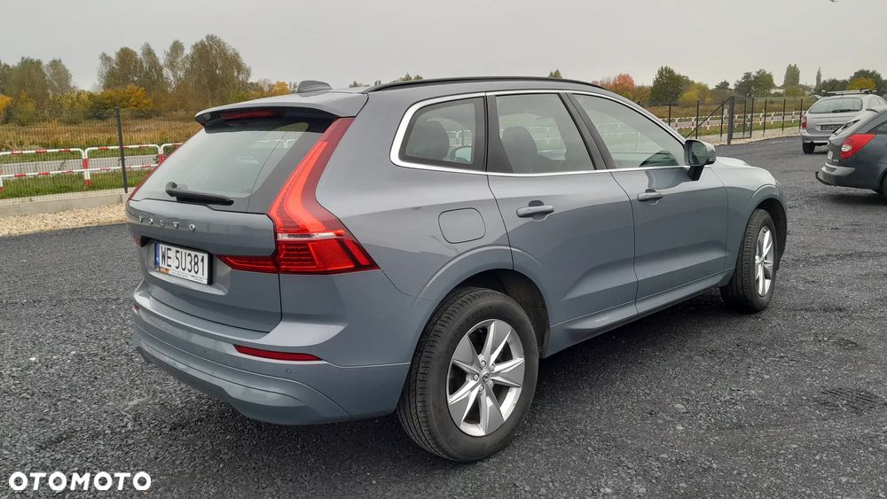 Volvo XC 60 D4 Momentum Pro - 5