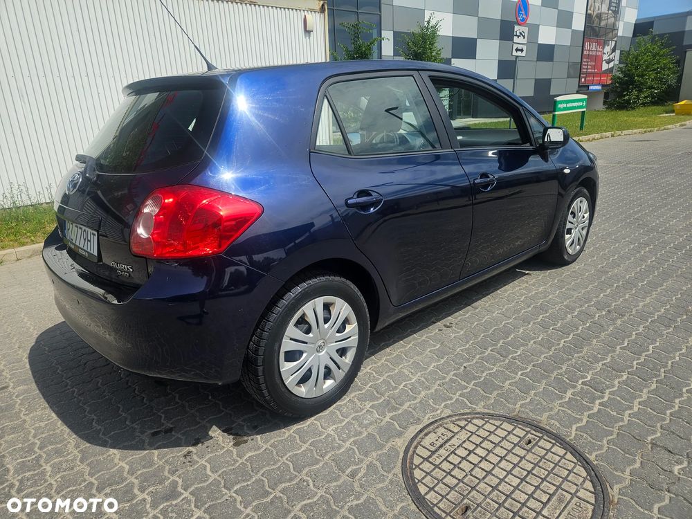 Toyota Auris 1.4 D-4D Premium MM - 4