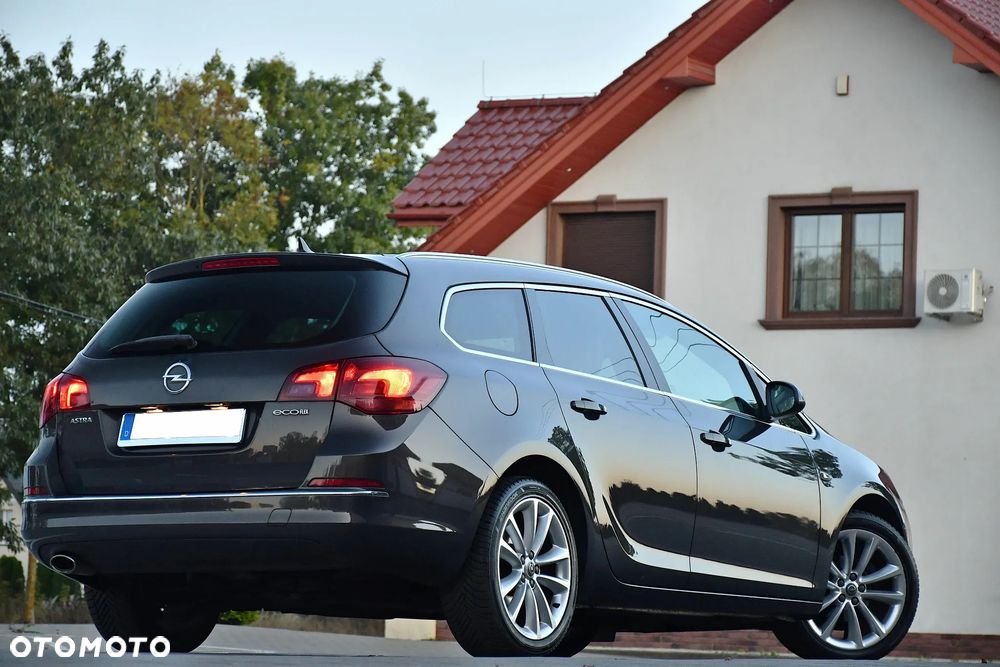 Opel Astra IV 1.4 T Cosmo - 20