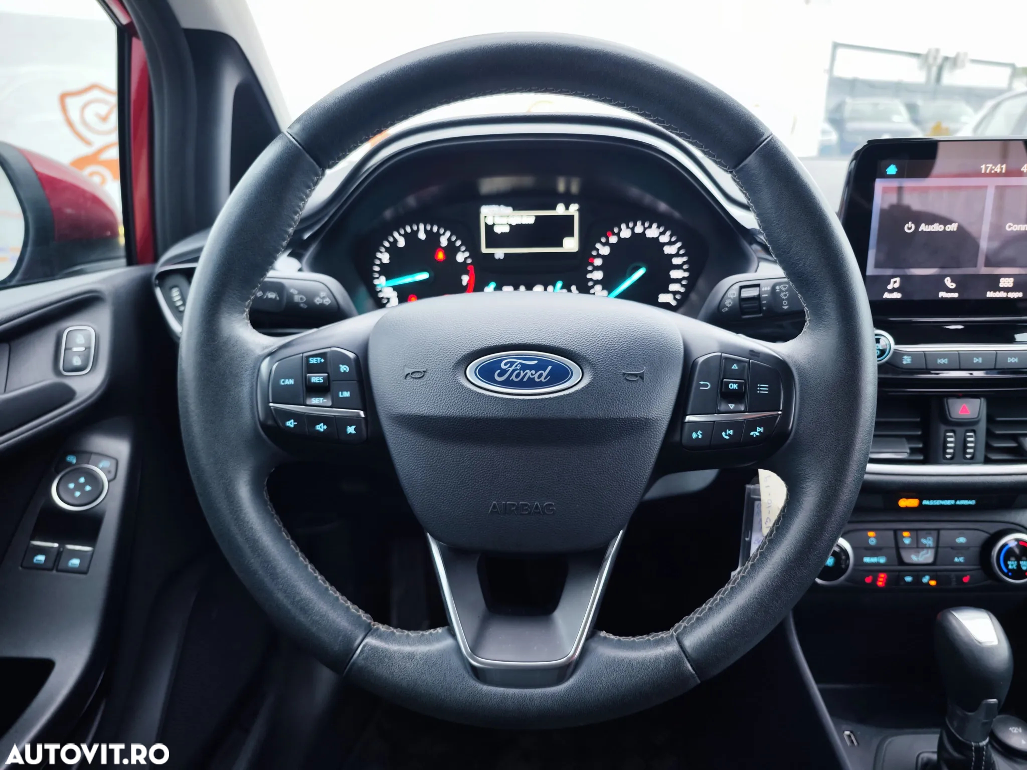 Ford Fiesta - 23