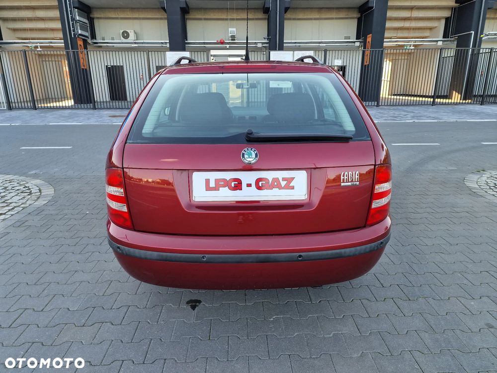 Skoda Fabia - 15