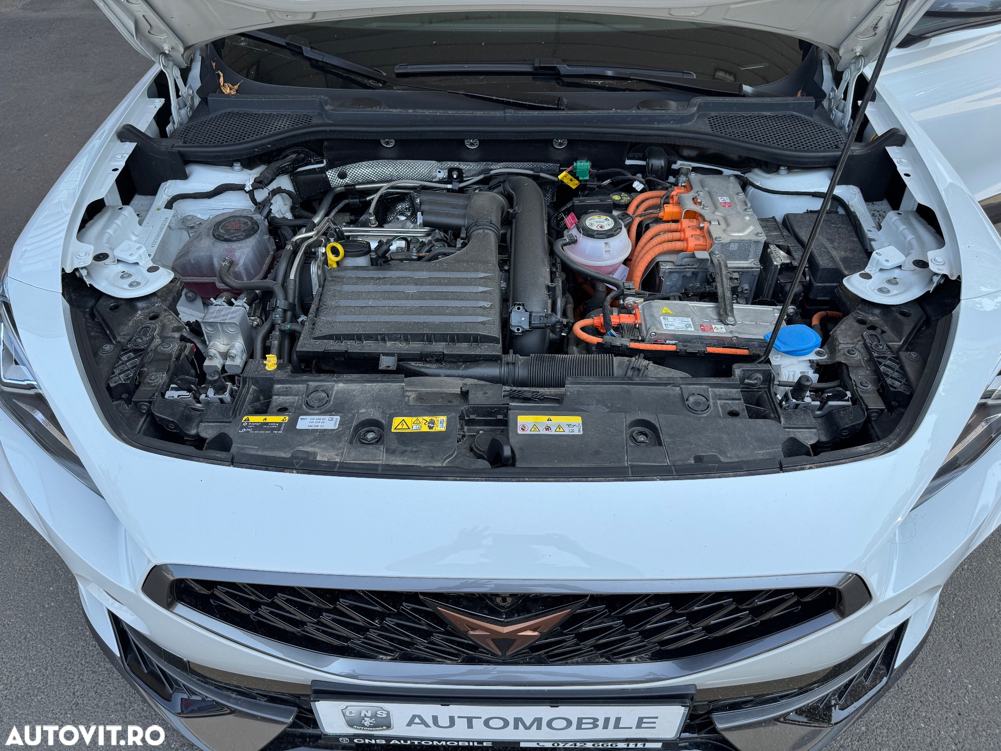 Cupra Formentor 1.4 e-HYBRID PHEV - 14