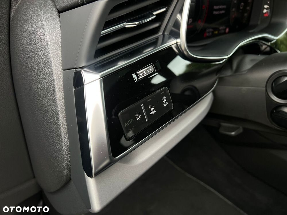 Audi Q7 - 17