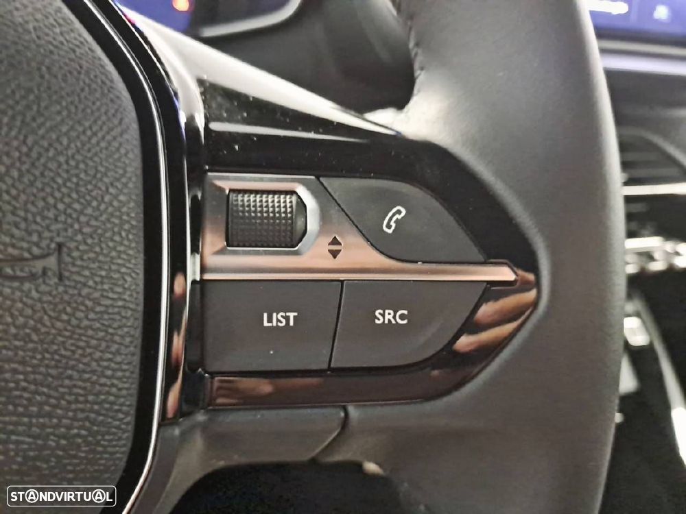 Peugeot 2008 1.2 Allure - 17