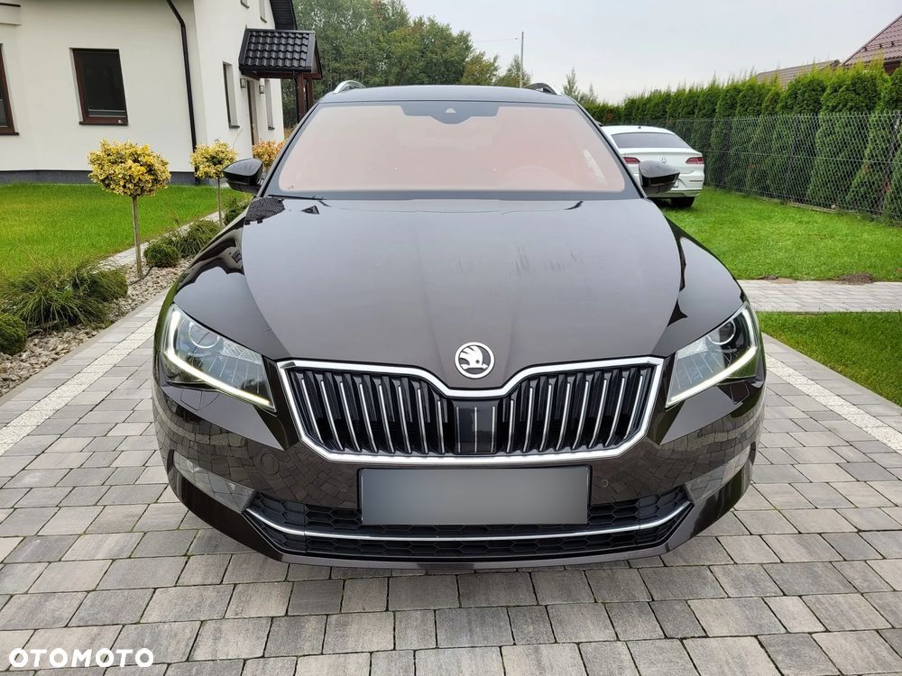 Skoda Superb 2.0 TDI 4x4 L&K DSG - 3