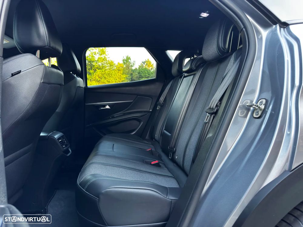 Peugeot 3008 1.6 Hybrid4 Allure Pack e-EAT8 - 7