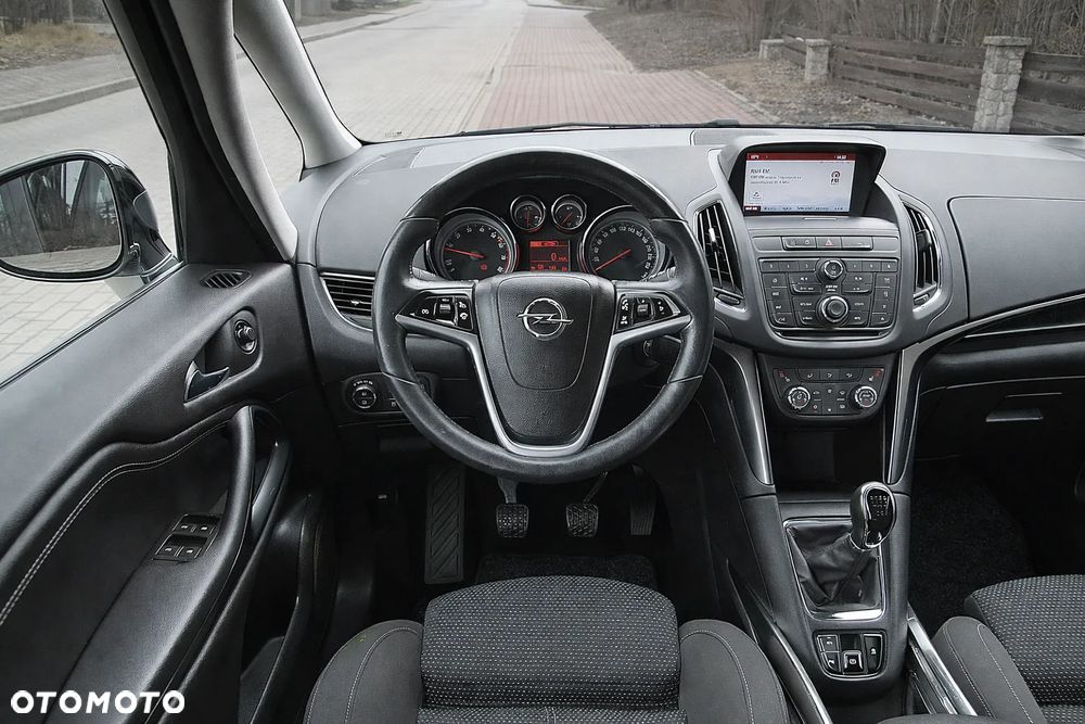 Opel Zafira 1.6 T SIDI Cosmo S&S - 13
