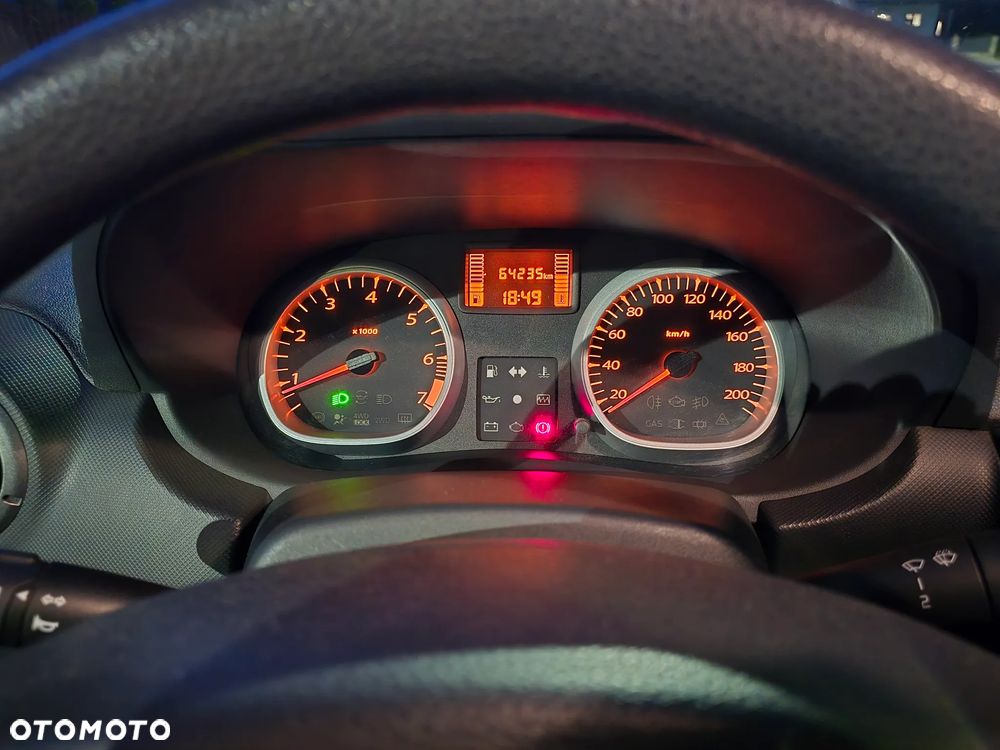 Dacia Duster 1.6 - 9