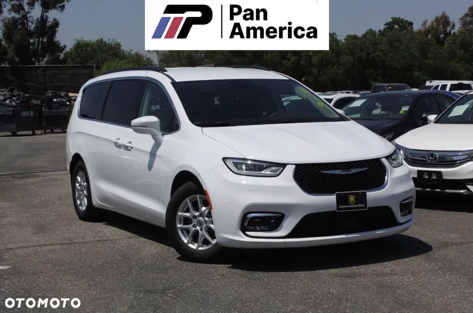 Chrysler Pacifica - 1