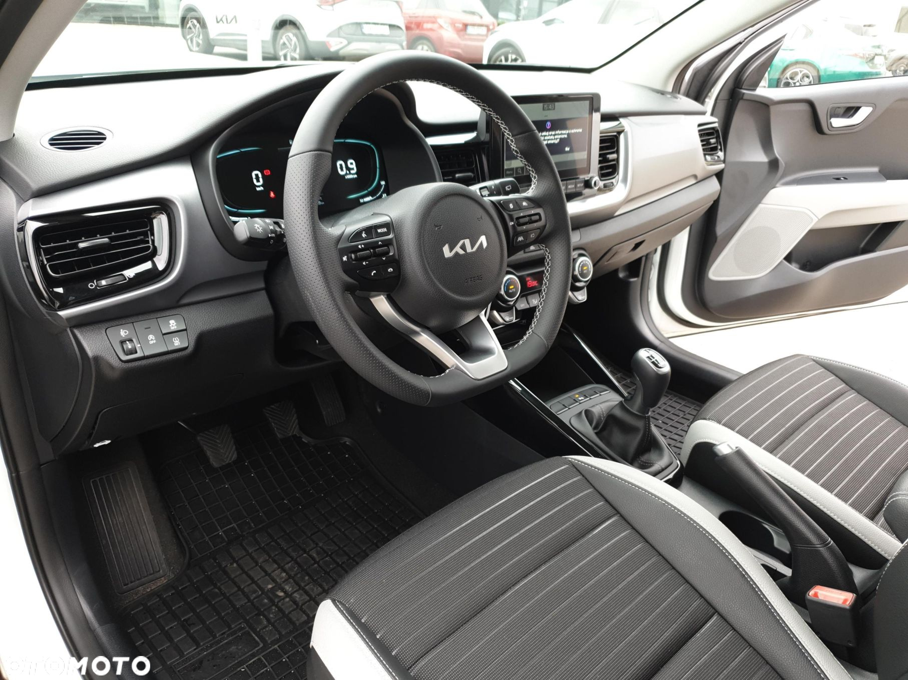 Kia Stonic 1.0 T-GDI L - 9