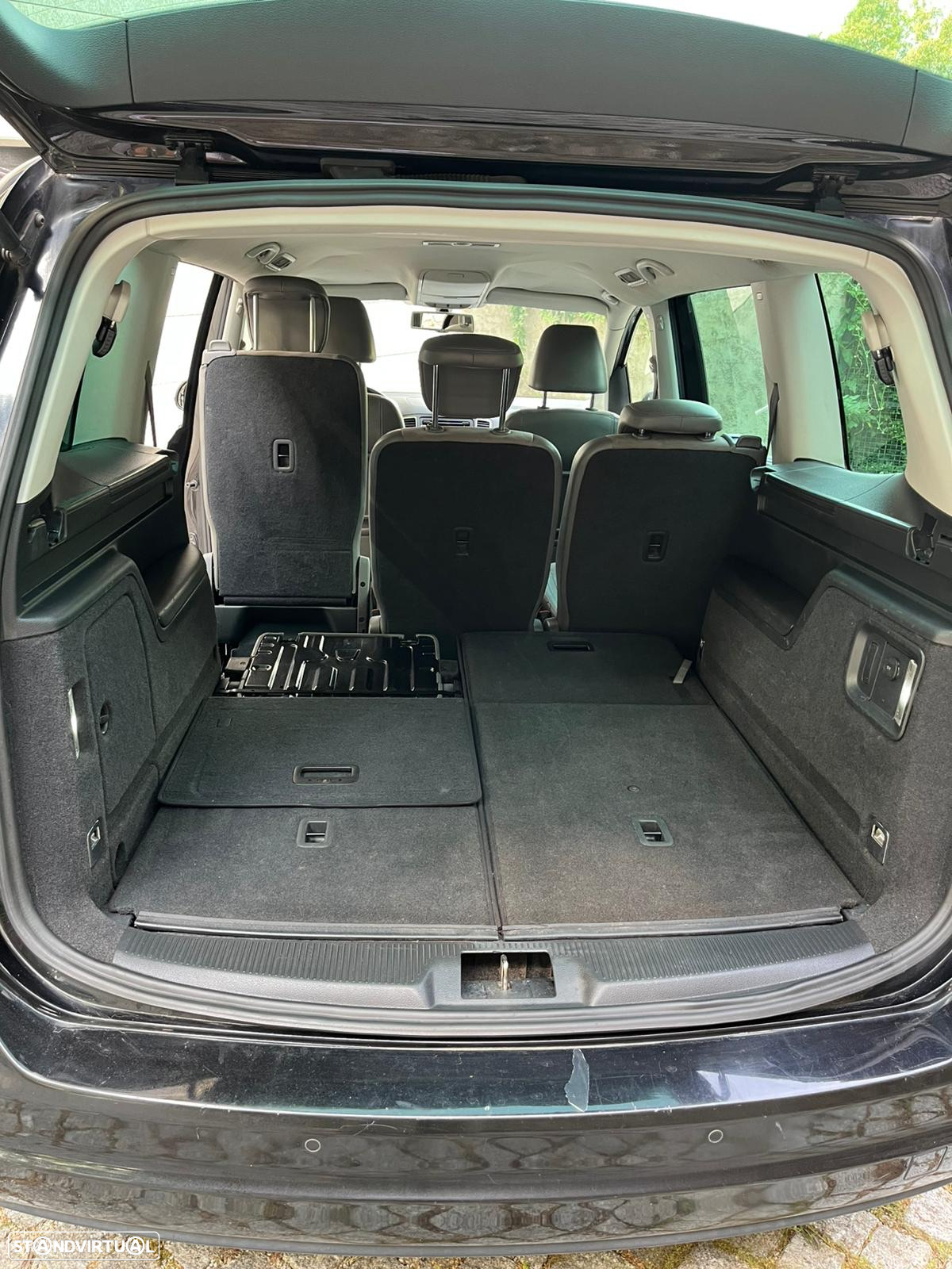 VW Sharan 2.0 TDI Highline DSG - 12