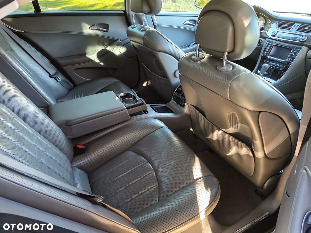 Mercedes-Benz CLS 350 - 9