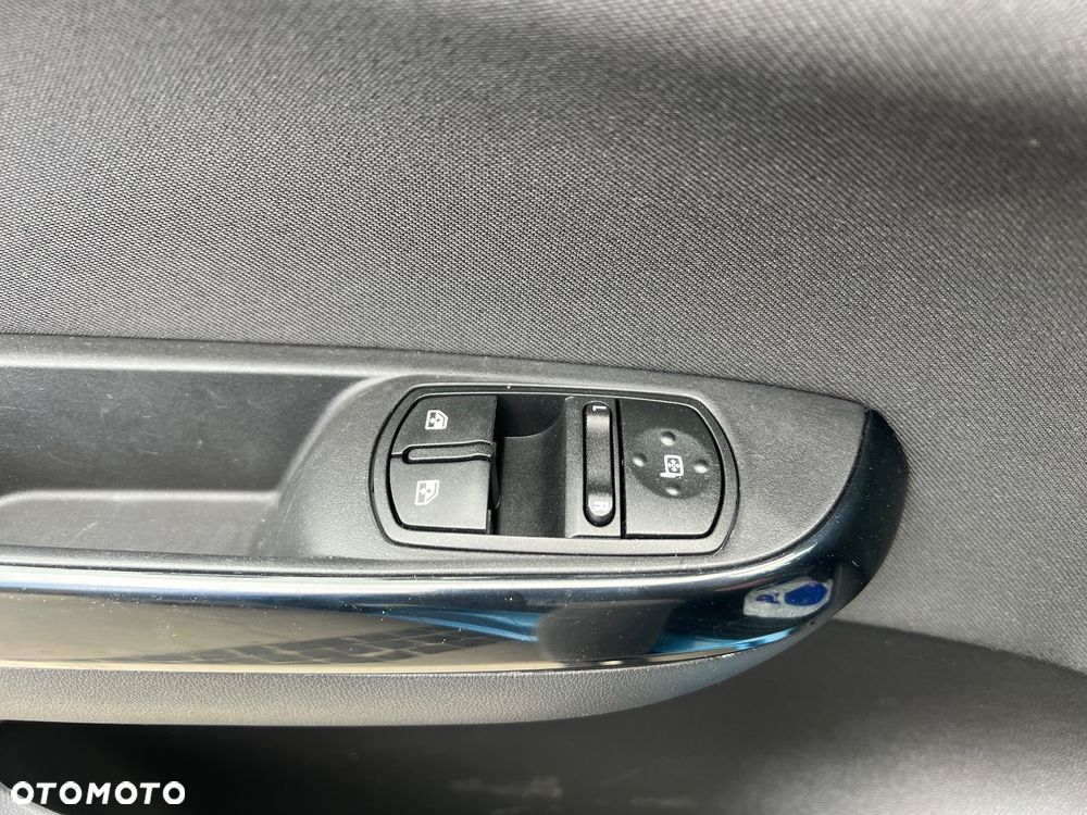 Opel Corsa 1.3 CDTI Enjoy - 19