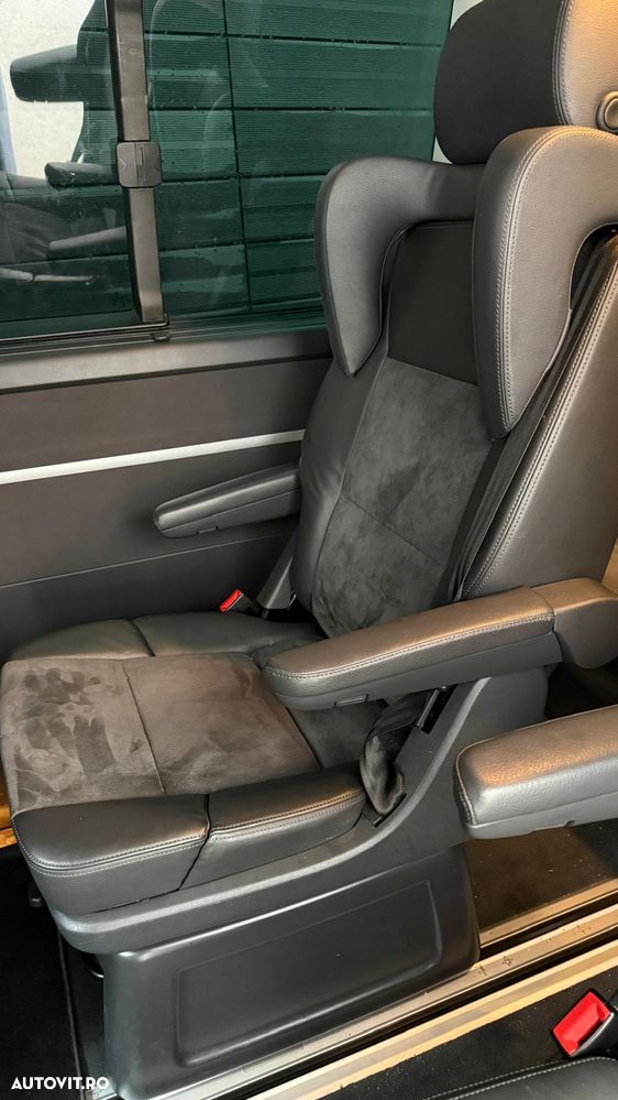 Volkswagen Multivan - 26